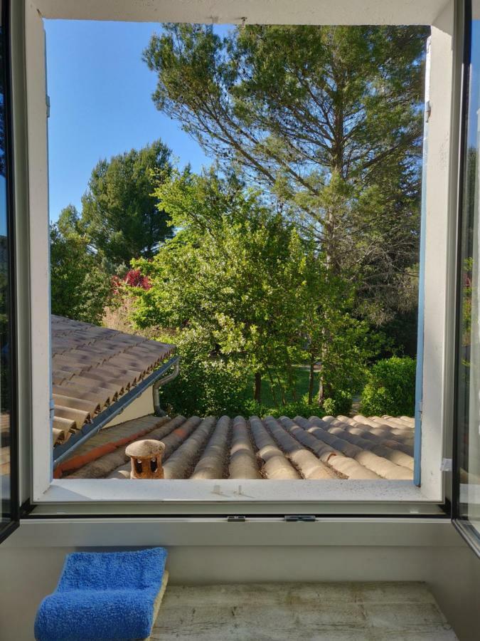 루르마랭 La Luberonne B&B 외부 사진